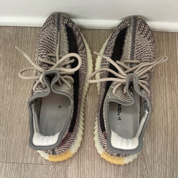 Yeezy Boost 350 V2 Zyon men’s 8.5 Used with box - Picture 2 of 9